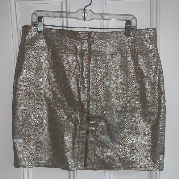 INC International Concepts Dresses & Skirts - Metallic Snake Print Skirt from INC! Size XL!